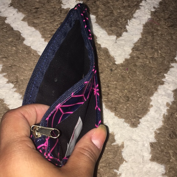 Card holder - Picture 3 of 4